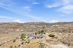680 Rowe Pl, Sparks, NV 89441 - Photo 76