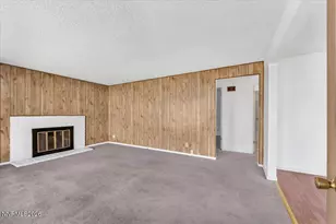 909 Mesa Ridge Dr, Sparks, NV 89434 - Photo 6