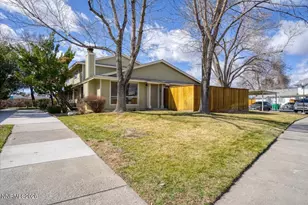 909 Mesa Ridge Dr, Sparks, NV 89434 - Photo 2