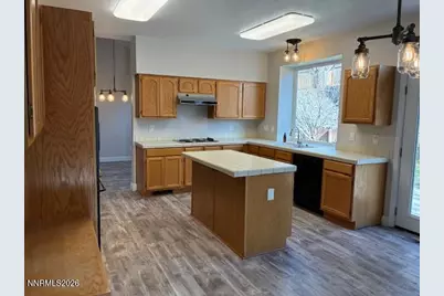 4896 Treetop Road, Sparks, NV 89436 - Photo 4