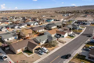 712 Hastings Wy, Fernley, NV 89408 - Photo 28