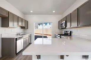 357 Halite Dr, Dayton, NV 89403 - Photo 4