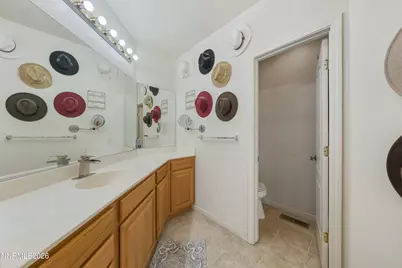 2375 Lincoln Meadows Drive, Reno, NV 89521 - Photo 58