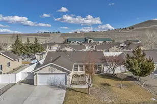 1453 Grey Bluffs Dr, Fernley, NV 89408 - Photo 2