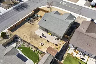 132 Campfire Wy, Fernley, NV 89408 - Photo 24