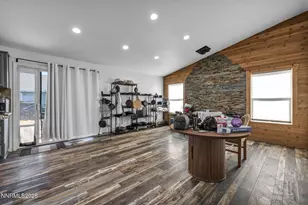 132 Campfire Wy, Fernley, NV 89408 - Photo 6