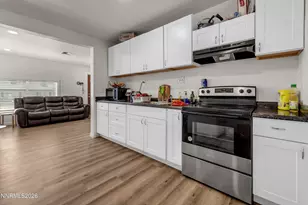1939 Wilder St, Reno, NV 89512 - Photo 8