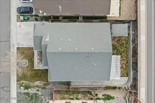 668 Canary Cir, Fernley, NV 89408 - Photo 4