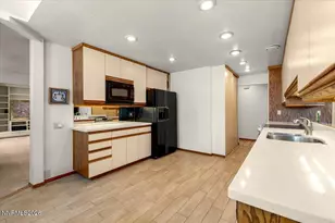 100 Moore Ln, Reno, NV 89509 - Photo 18