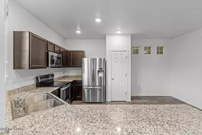 9630 Windjammer Way, Reno, NV 89506 - Photo 8