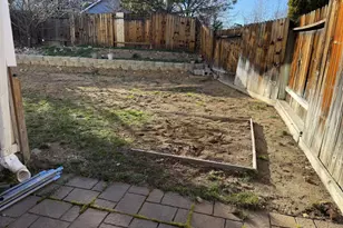 4695 Hampton Ln, Reno, NV 89519 - Photo 16