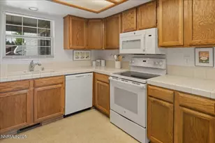 634 Travis Dr, Carson City, NV 89701 - Photo 8