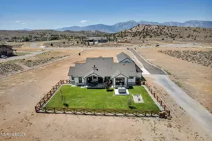 1409 Hunters Point Dr, Gardnerville, NV 89410 - Photo 70