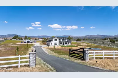 1409 Hunters Point Drive, Gardnerville, NV 89410 - Photo 4