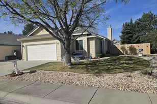 5455 Santa Barbara Ave, Sparks, NV 89436 - Photo 2