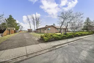 1575 Railroad Dr, Carson City, NV 89701 - Photo 18