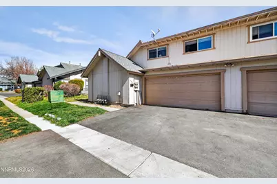 1544 Chester Square, Sparks, NV 89431 - Photo 2