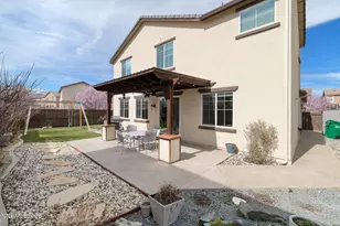 10614 Brittany Park Dr, Reno, NV 89521 - Photo 36