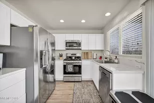 6905 Peppermint Dr, Reno, NV 89506 - Photo 14