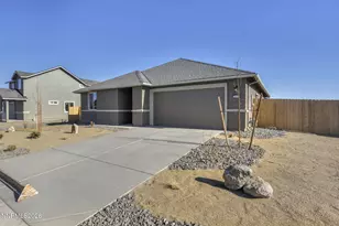 3453 Payton Wy, Fernley, NV 89408 - Photo 2