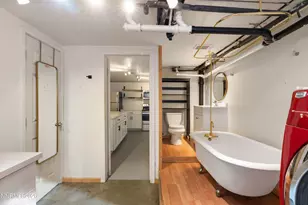 1060 Whitaker Dr, Reno, NV 89503 - Photo 34