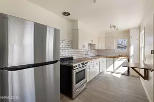 1060 Whitaker Dr, Reno, NV 89503 - Photo 18