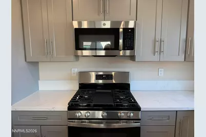 5875 Walnut Creek Road, Reno, NV 89523 - Photo 8