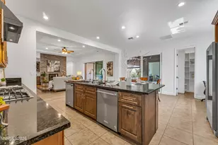 9728 Silverspar St, Reno, NV 89521 - Photo 12