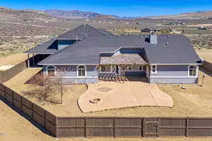 1215 Serpentine Rd, Reno, NV 89506 - Photo 10
