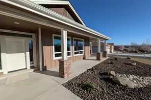 2785 Squires St, Minden, NV 89423 - Photo 4