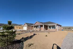 2785 Squires St, Minden, NV 89423 - Photo 2