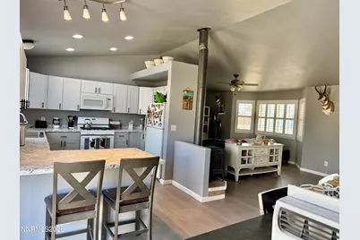 416 Paul Avenue, Yerington, NV 89447 - Photo 4