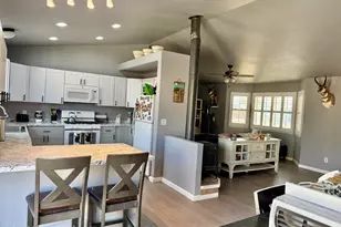 416 Paul Ave, Yerington, NV 89447 - Photo 4