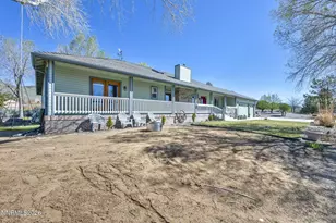 1374 Porter Dr, Minden, NV 89423 - Photo 6