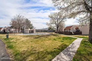 1041 Baywood Dr, Sparks, NV 89434 - Photo 12