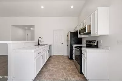 1115 Herron Lane, Fernley, NV 89408 - Photo 10