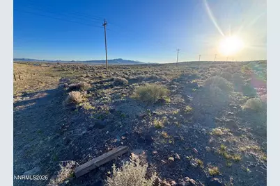 1725 Hwy 95A, Silver Springs, NV 89429 - Photo 2