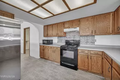 180 Monumental Circle, Sparks, NV 89436 - Photo 14