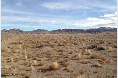 Par3 Rheta Lane, Yerington, NV 89447 - Photo 1