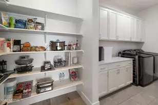 911 Solarium Dr, Reno, NV 89511 - Photo 14