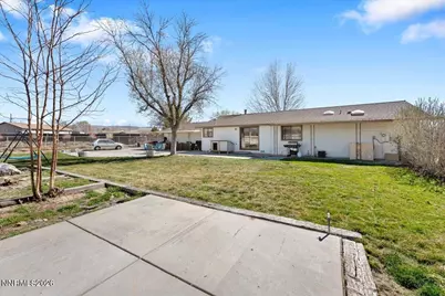 450 Omni Drive, Sparks, NV 89441 - Photo 32