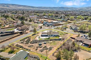 450 Omni Dr, Sparks, NV 89441 - Photo 44