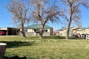 20 Penrose Ln, Yerington, NV 89447 - Photo 12