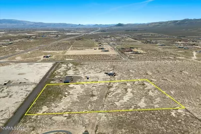 4815 Deodar Street, Silver Springs, NV 89429 - Photo 4