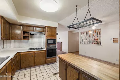 690 Lyyski Street, Sparks, NV 89431 - Photo 18