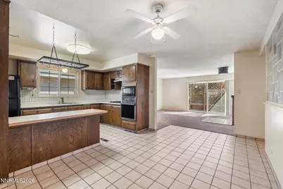 690 Lyyski Street, Sparks, NV 89431 - Photo 14