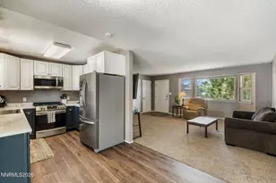 17405 Egret Ln, Reno, NV 89508 - Photo 14