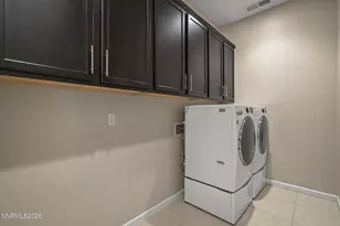 9805 Cardigan Bay Ln, Reno, NV 89521 - Photo 30