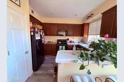 6748 Panther Creek Drive, Sparks, NV 89436 - Photo 10