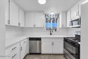 429 Keystone Dr, Dayton, NV 89403 - Photo 8